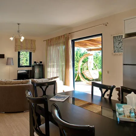 וילה Anna Maria Rock Pure Luxury ספרטיה