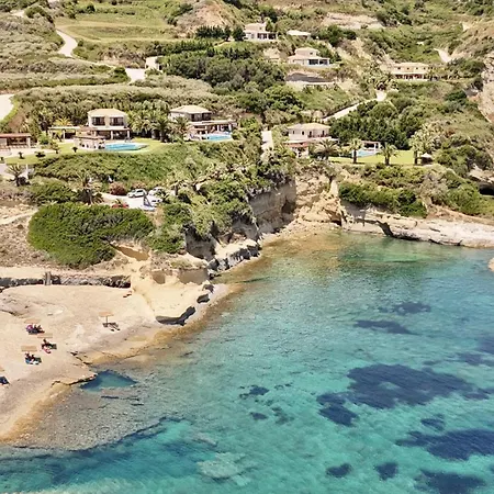 Anna Maria Rock Pure Luxury