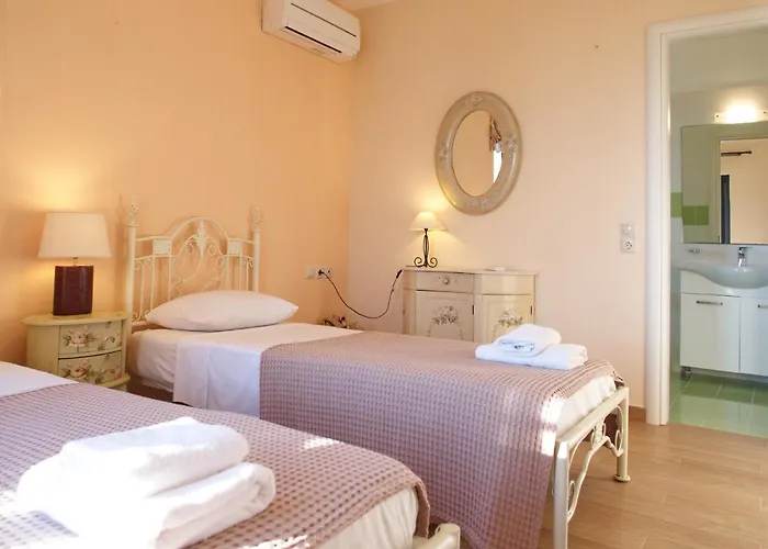 Anna Maria Rock Pure Luxury