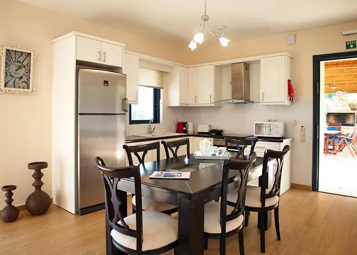 Anna Maria Rock Pure Luxury * Spartià